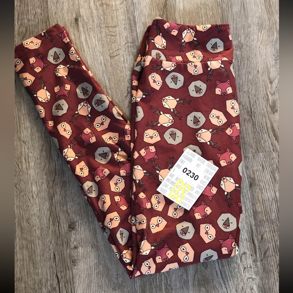 Burgundy Animal Pattern OS LulaRoe leggings